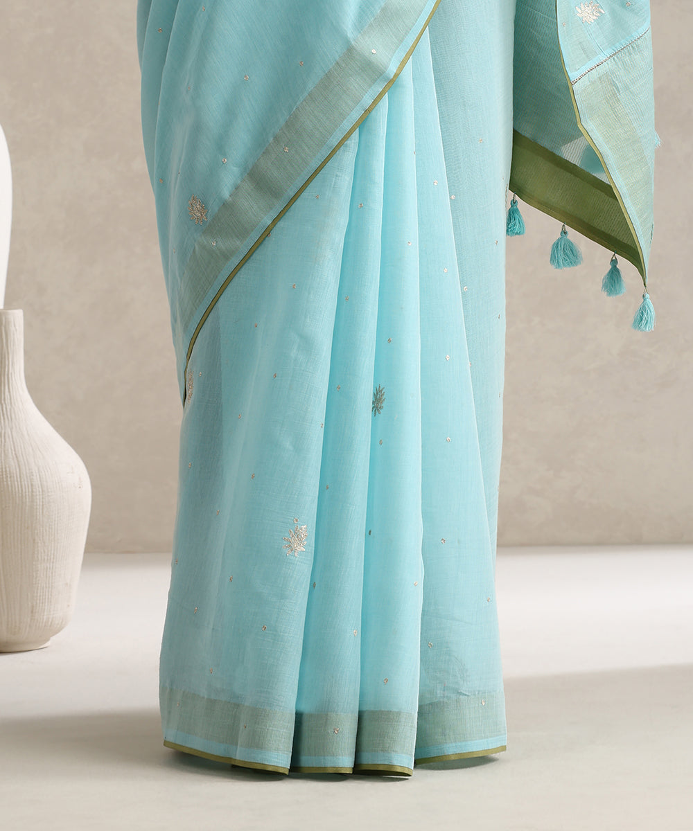 Handloom_Light_Blue_Pure_Chanderi_Saree_With_Green_Finishing_And_Hand_Embroidery_WeaverStory_05