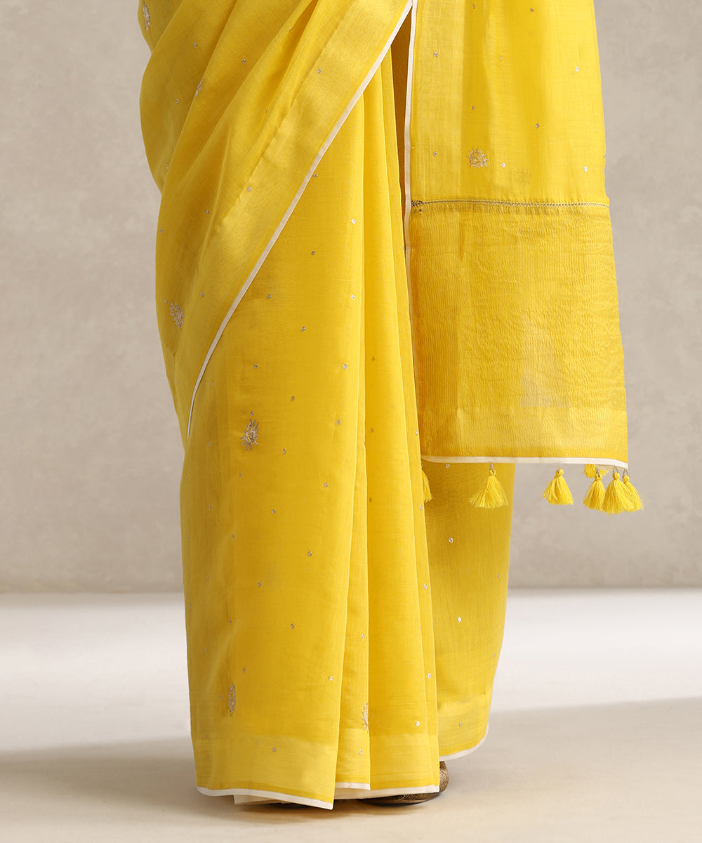 Yellow_Handloom_Pure_Chanderi_Saree_With_Hand_Embroidery_WeaverStory_05