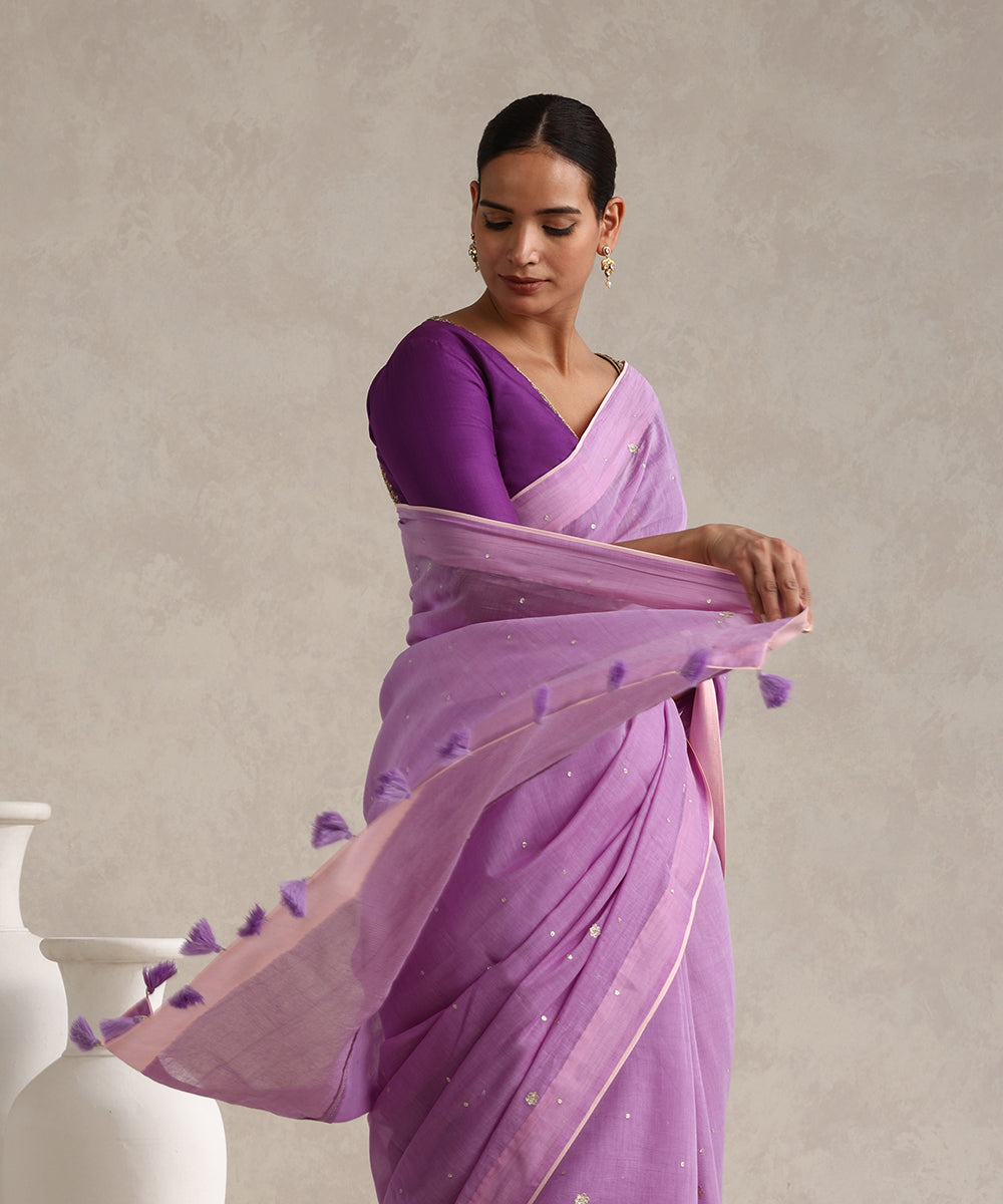 Lavender_Handloom_Pure_Chanderi_Saree_With_Hand_Embroidered_Saree_With_Light_Pink_Finishing_WeaverStory_02