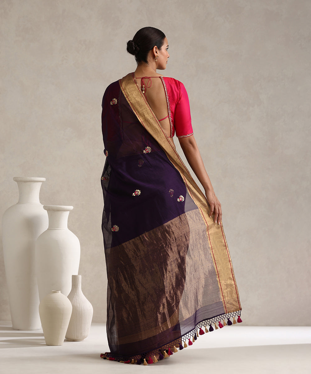 Purple_Handloom_Pure_Chanderi_Saree_With_Magenta_Hand_Embroidered_Booti_WeaverStory_03