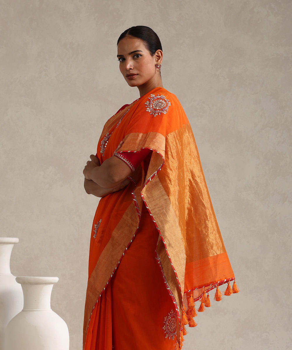 Orange_Handloom_Pure_Chanderi_Saree_With_Rangoli_Hand_Embroidered_Boota_WeaverStory_02