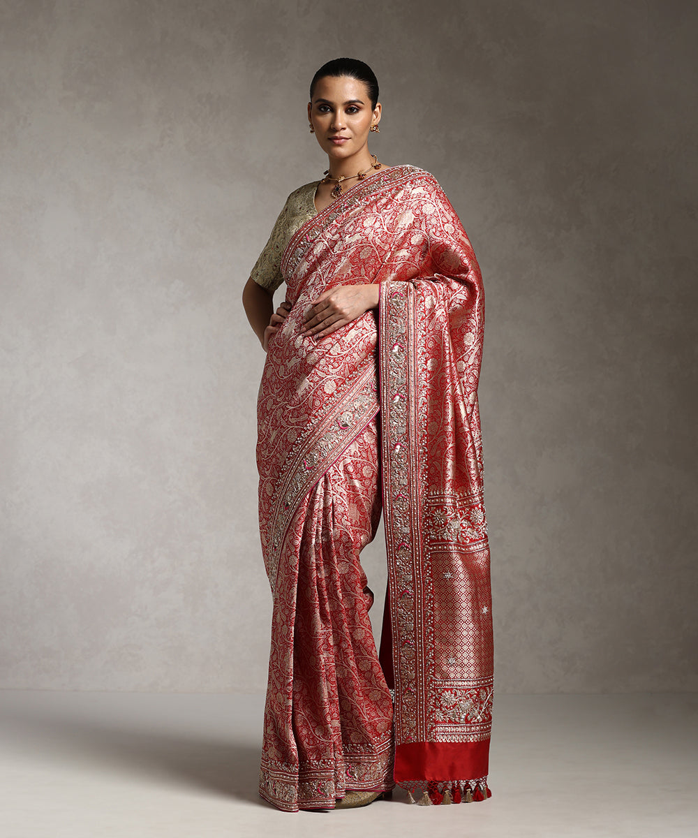 Maroon_Handloom_Pure_Katan_Silk_Shikargah_Banarasi_Saree_With_Hand_Embroidery_WeaverStory_01