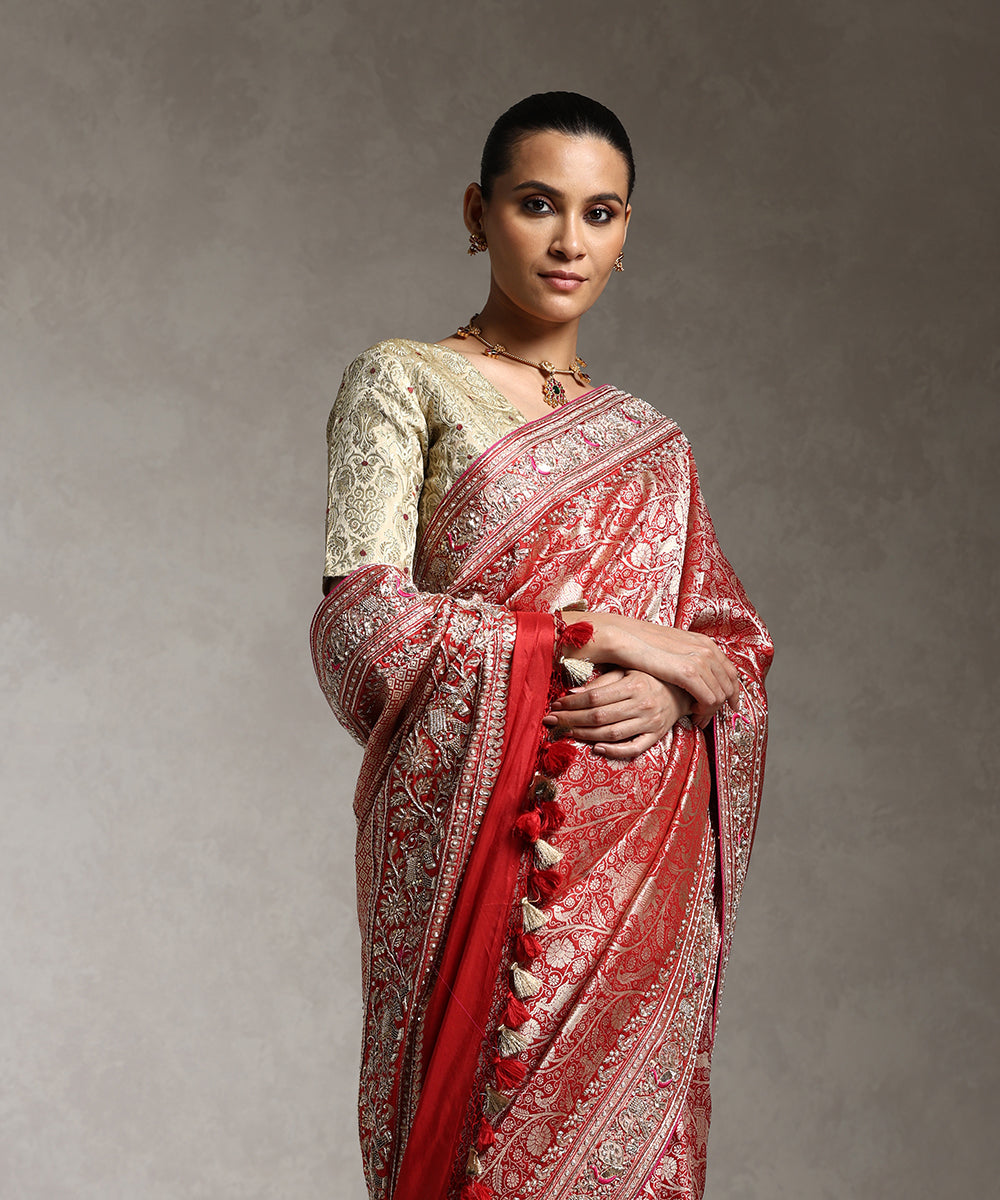 Maroon_Handloom_Pure_Katan_Silk_Shikargah_Banarasi_Saree_With_Hand_Embroidery_WeaverStory_02