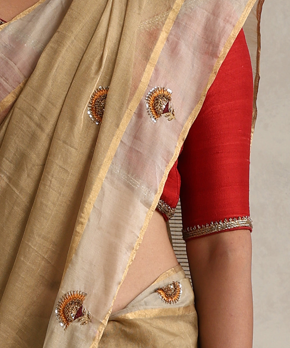 Grey_Gold_Pure_Tissue_Chanderi_Saree_With_Hand_Embroidery_And_Wine_Meena_WeaverStory_04