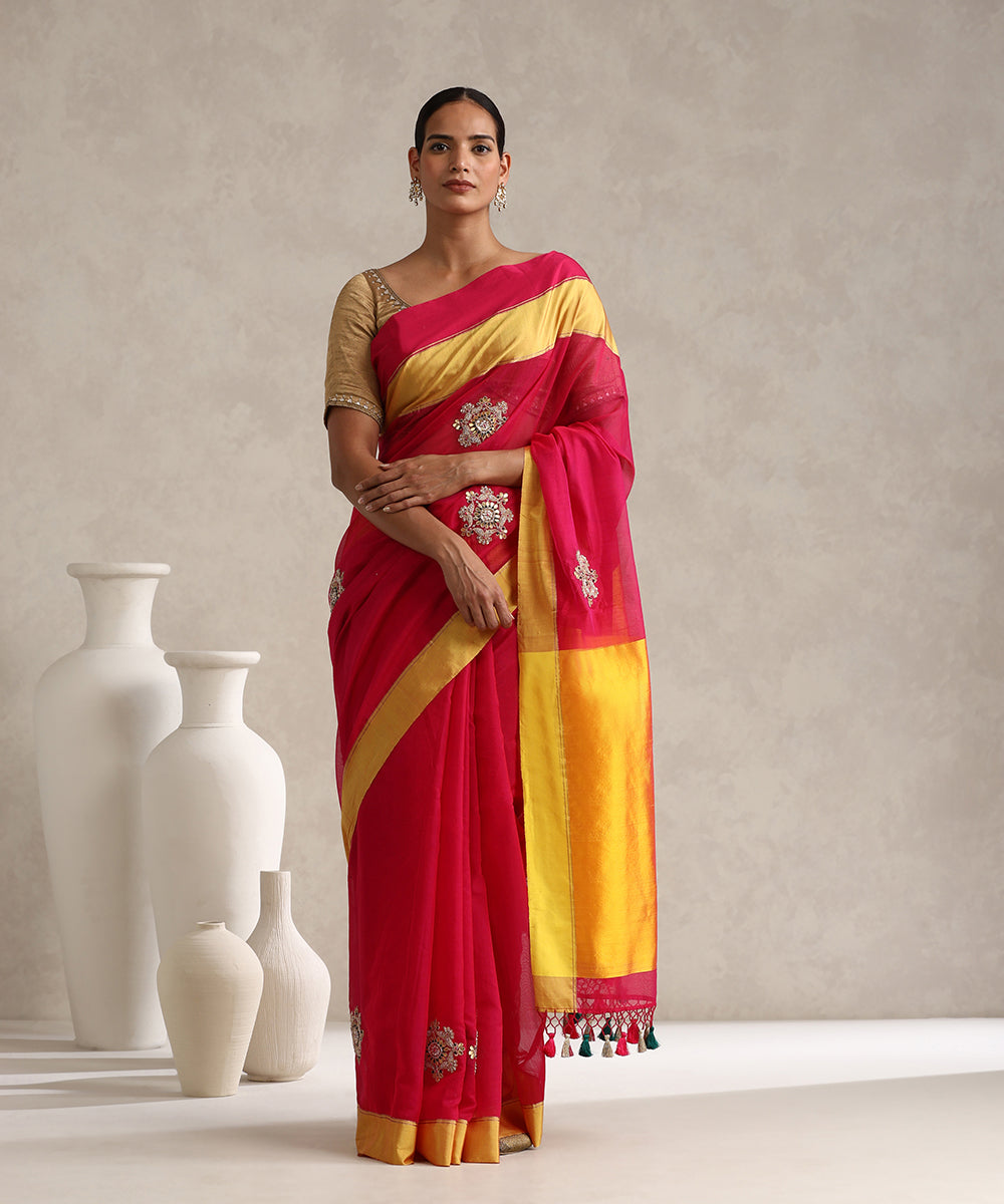 Handloom_Hot_Pink_Pure_Chanderi_Saree_With_Hand_Embroidered_Farisha_Rangoli_Boota_WeaverStory_01