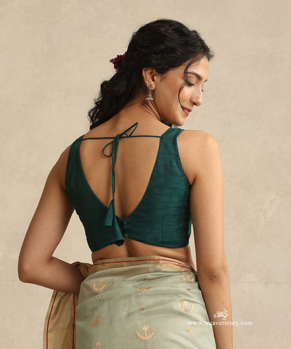 Green_Handloom_Pure_Chanderi_Silk_V_Neck_Sleeveless_Blouse_WeaverStory_03