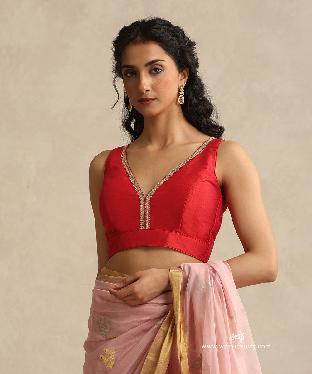 Pink_Handloom_Pure_Chanderi_Silk_V_Neck_Sleeveless_Blouse_With_Golden_Lace_Yoke_WeaverStory_01