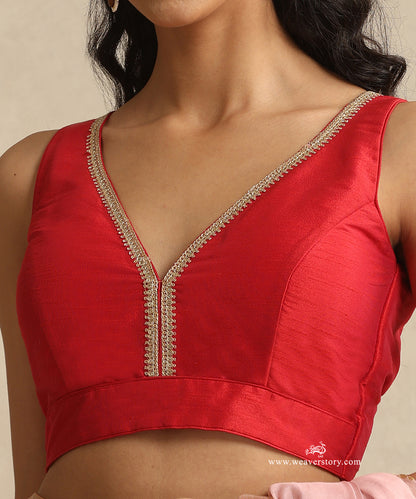 Pink_Handloom_Pure_Chanderi_Silk_V_Neck_Sleeveless_Blouse_With_Golden_Lace_Yoke_WeaverStory_04