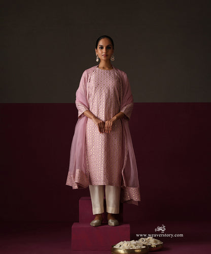 Light Pink Jaal Kurta White Pant With Organza Dupatta