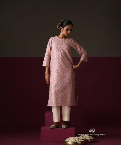 Light Pink Jaal Kurta White Pant With Organza Dupatta