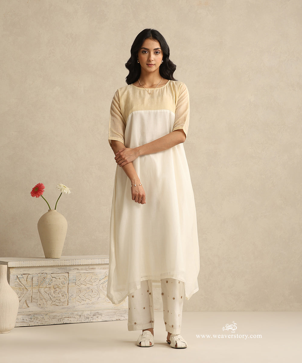 Off_White_Handloom_Mul_Chanderi_Suit_With_Cotton_Tissue_Yoke_And_Embroiderd_Pant_WeaverStory_01