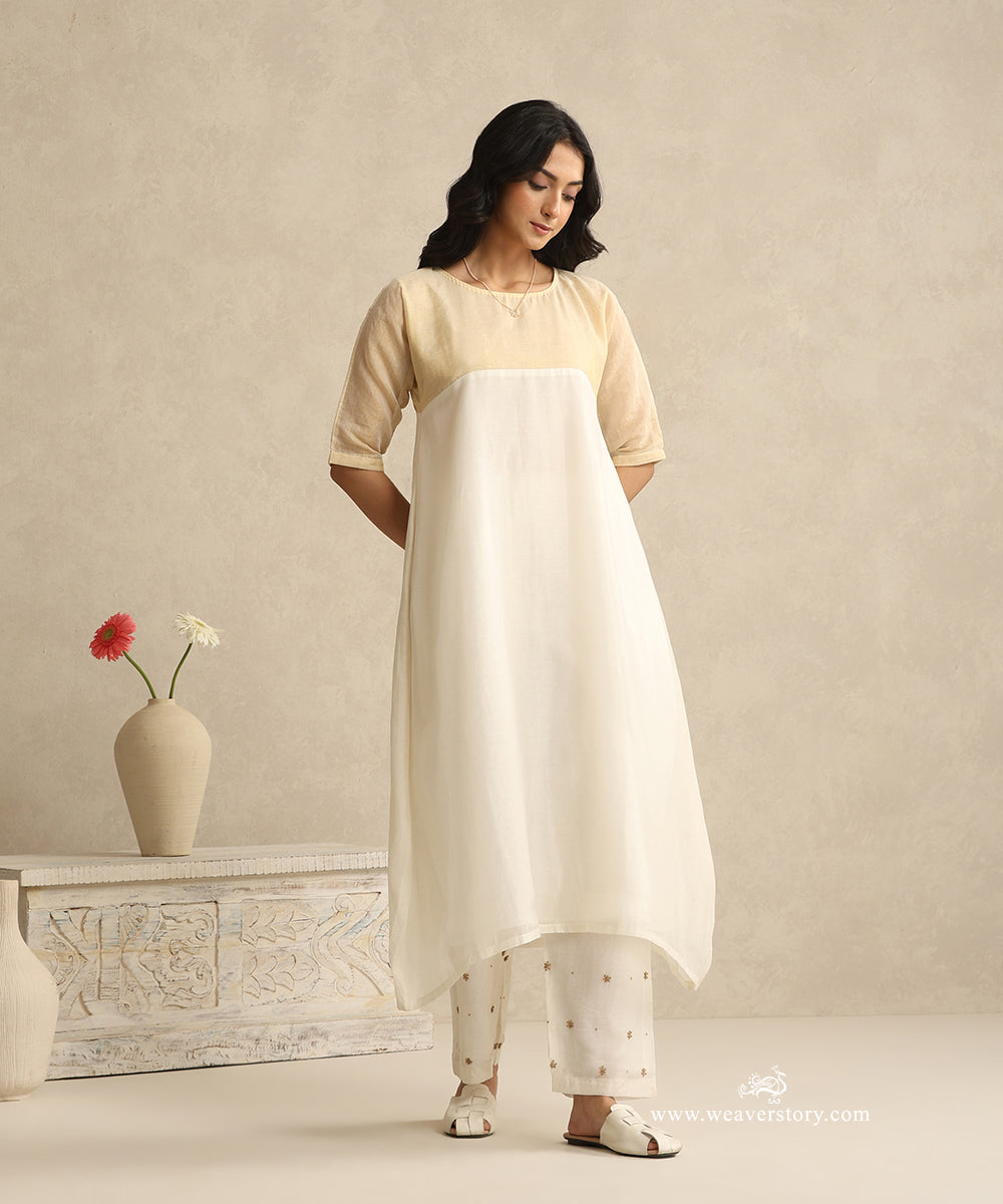 Off_White_Handloom_Mul_Chanderi_Suit_With_Cotton_Tissue_Yoke_And_Embroiderd_Pant_WeaverStory_03