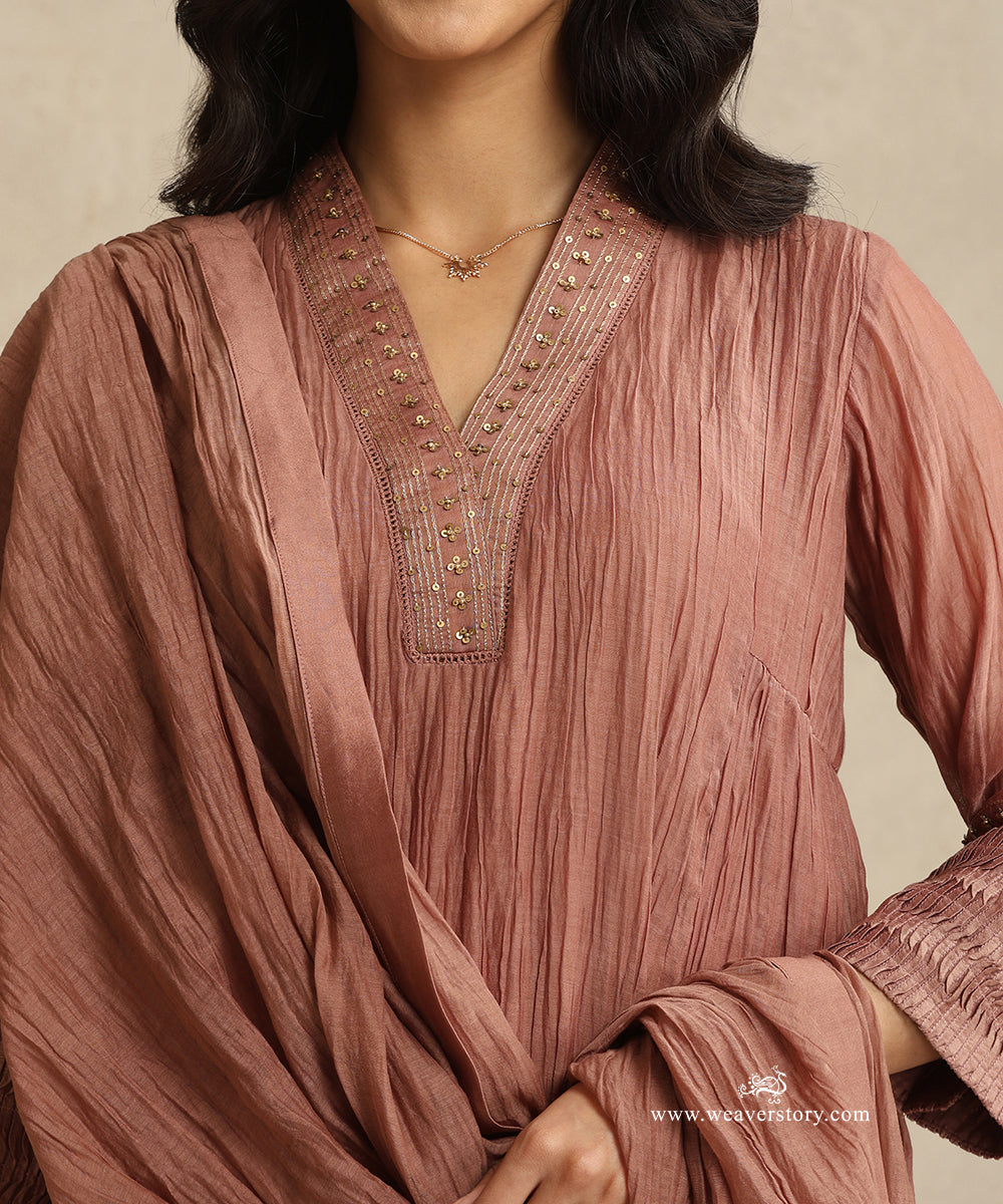 Dusty_Rose_Handloom_Mul_Chanderi_Suit_Set_With_Neck_Embroidery_And_Pintuck_Sleeve_WeaverStory_05
