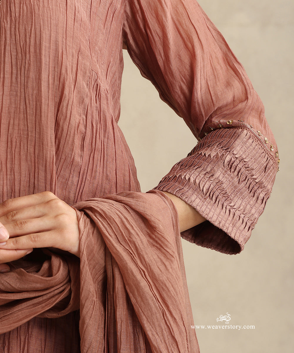 Dusty_Rose_Handloom_Mul_Chanderi_Suit_Set_With_Neck_Embroidery_And_Pintuck_Sleeve_WeaverStory_06