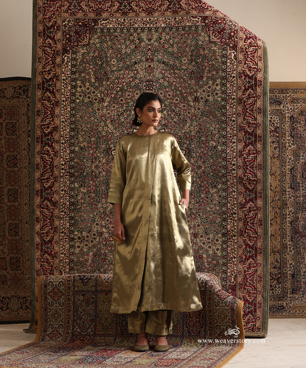 Close-up of Gold Herringbone Tissue Silk Brocade Dress and Pants