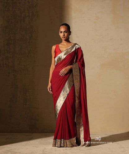 Maroon_Chiffon_Saree_With_Navy_Blue_Banarasi_Border_WeaverStory_01