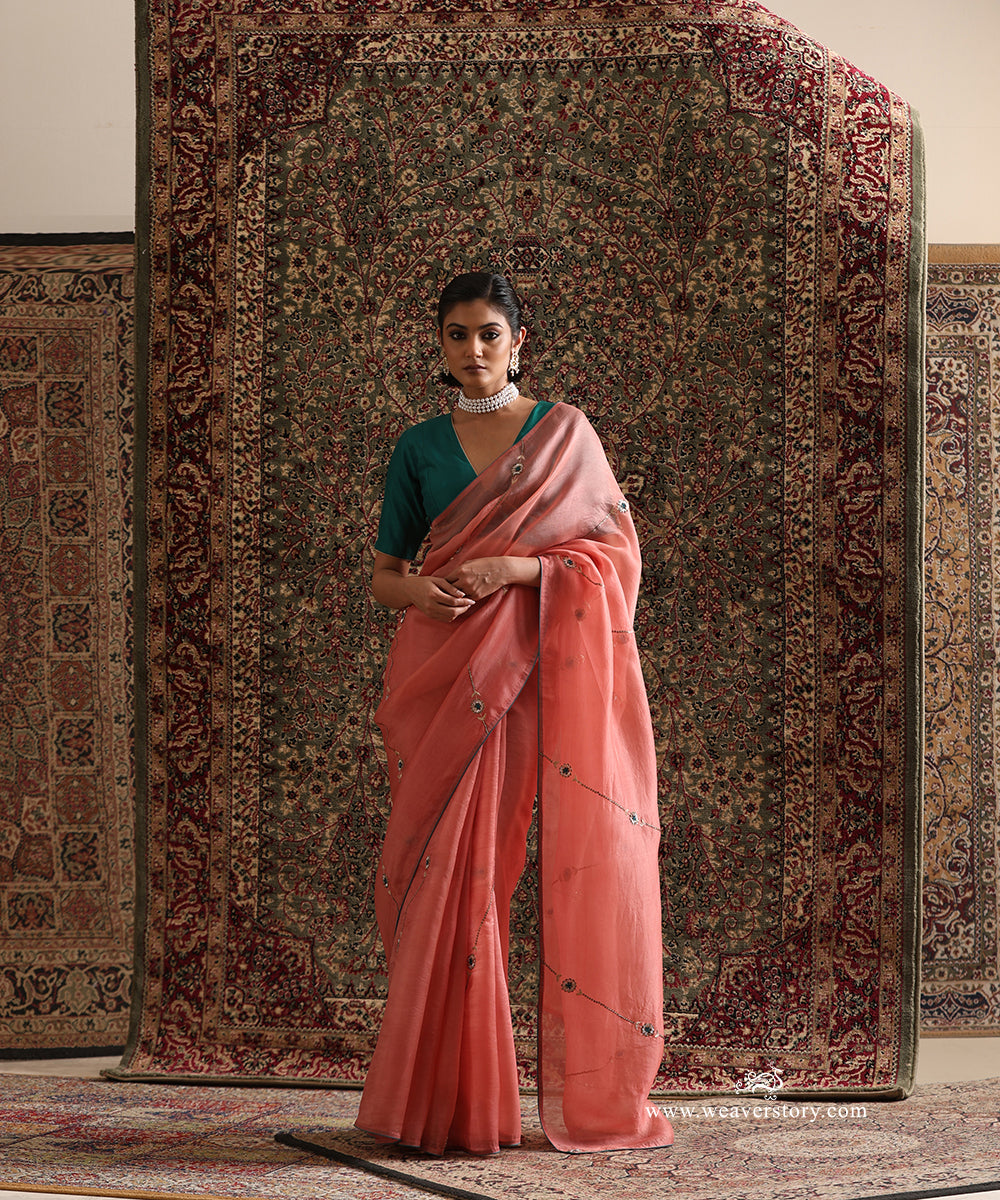 Peach_Pure_Organza_Silk_Saree_With_Addi_Line_WeaverStory_02