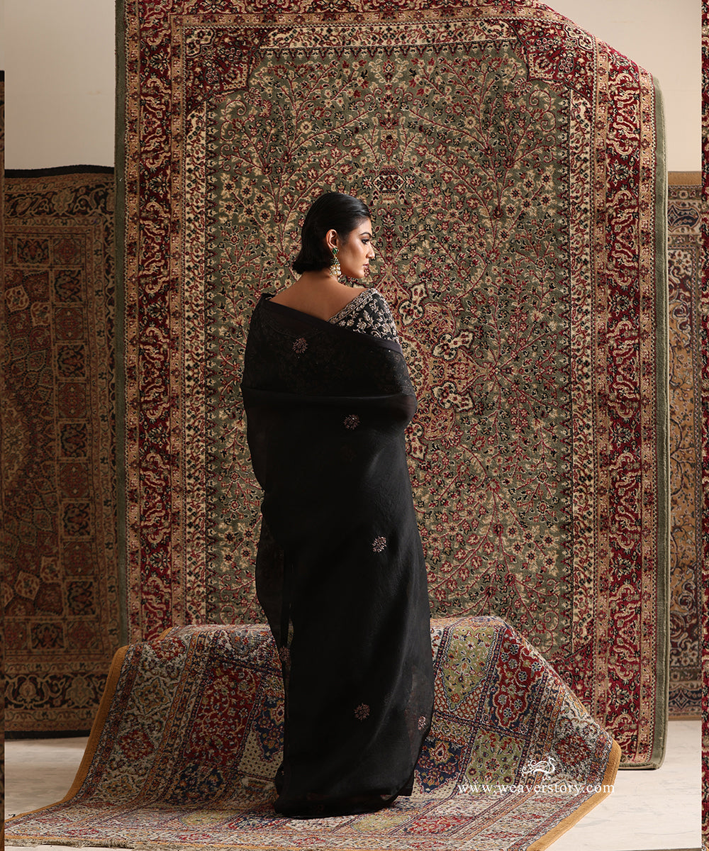 Black_Pure_Organza_Silk_Saree_With_Zardozi_Booti_WeaverStory_03