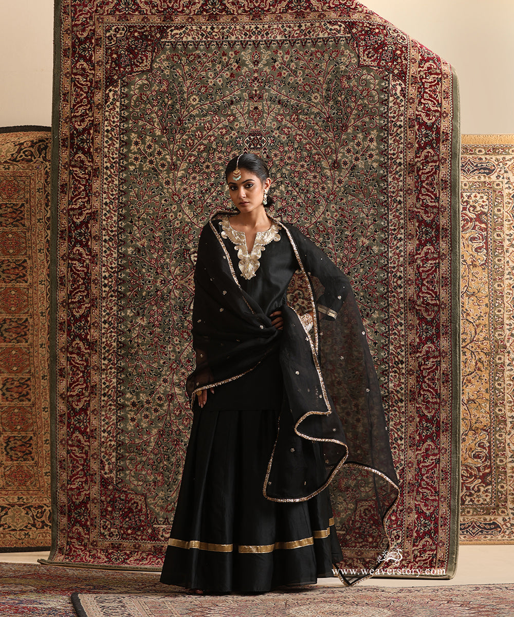 Black pure Chanderi silk kurta featuring a handcrafted Kashmiri-inspired zardozi embroidered neckline
