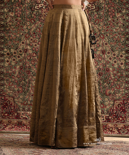 Black_Tissue_Skirt_with_Black_Blouse_and_Organza_Hand_Embroiderd_Dupatta_WeaverStory_05