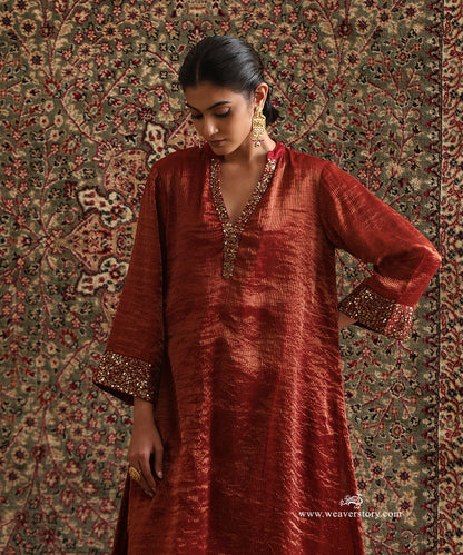 Maroon_Handloom_Chanderi_Stripe_Tissue_Suit_With_Chanderi_Pants_WeaverStory_01