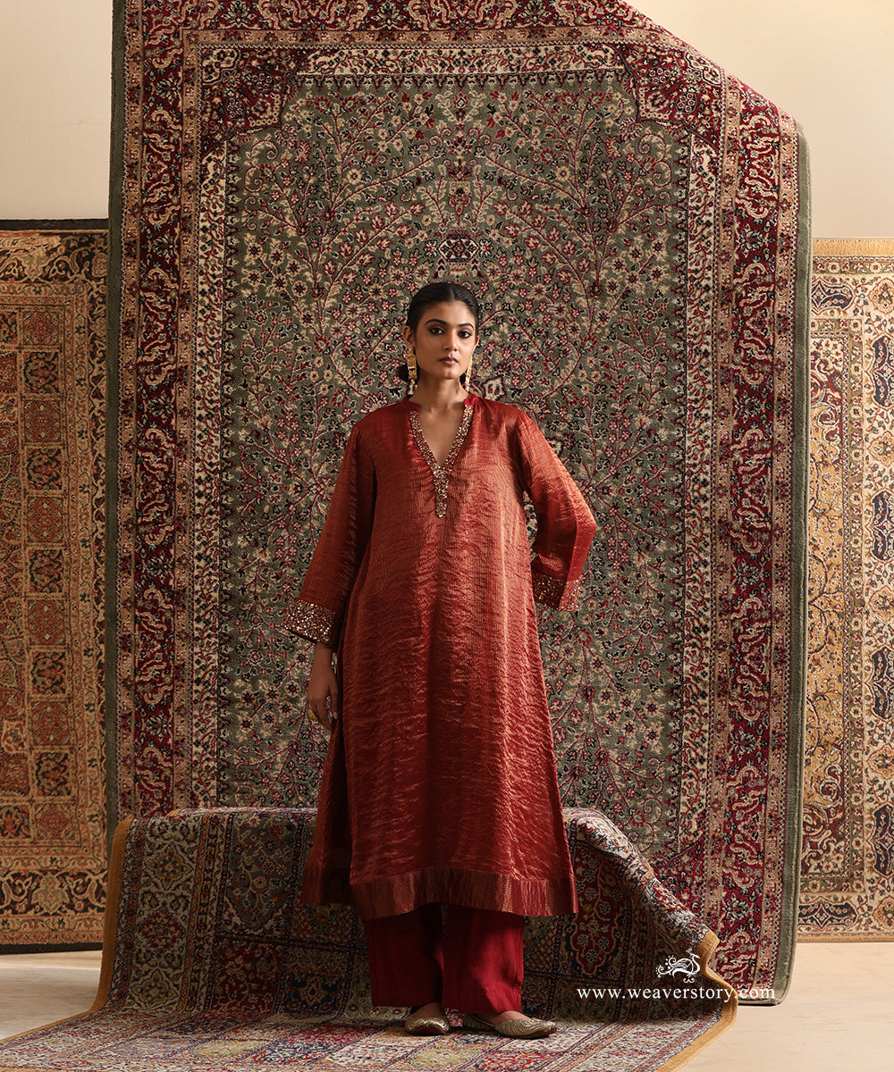 Maroon_Handloom_Chanderi_Stripe_Tissue_Suit_With_Chanderi_Pants_WeaverStory_04
