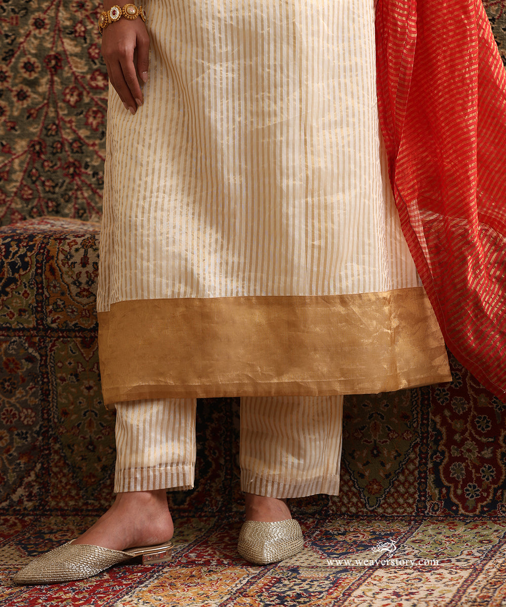 Off_White_Stripe_Tissue_Suit_Set_With_Red_Stripe_Tissue_Dupatta_WeaverStory_07