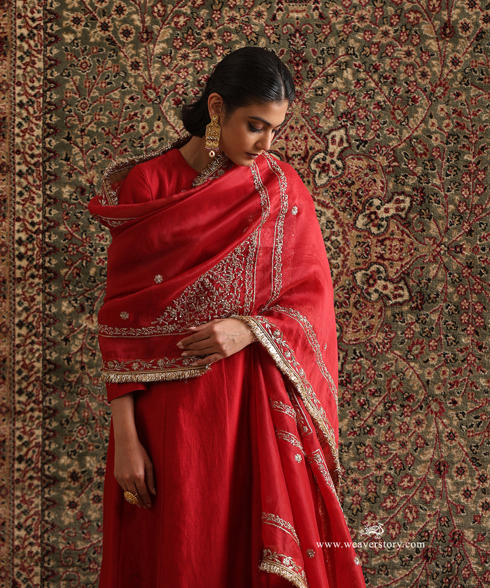 Red_Pure_Chanderi_Silk_A_Line_Kurta_Pant_With_HAnd_Embroiderd_Organza_Dupatta_WeaverStory_01