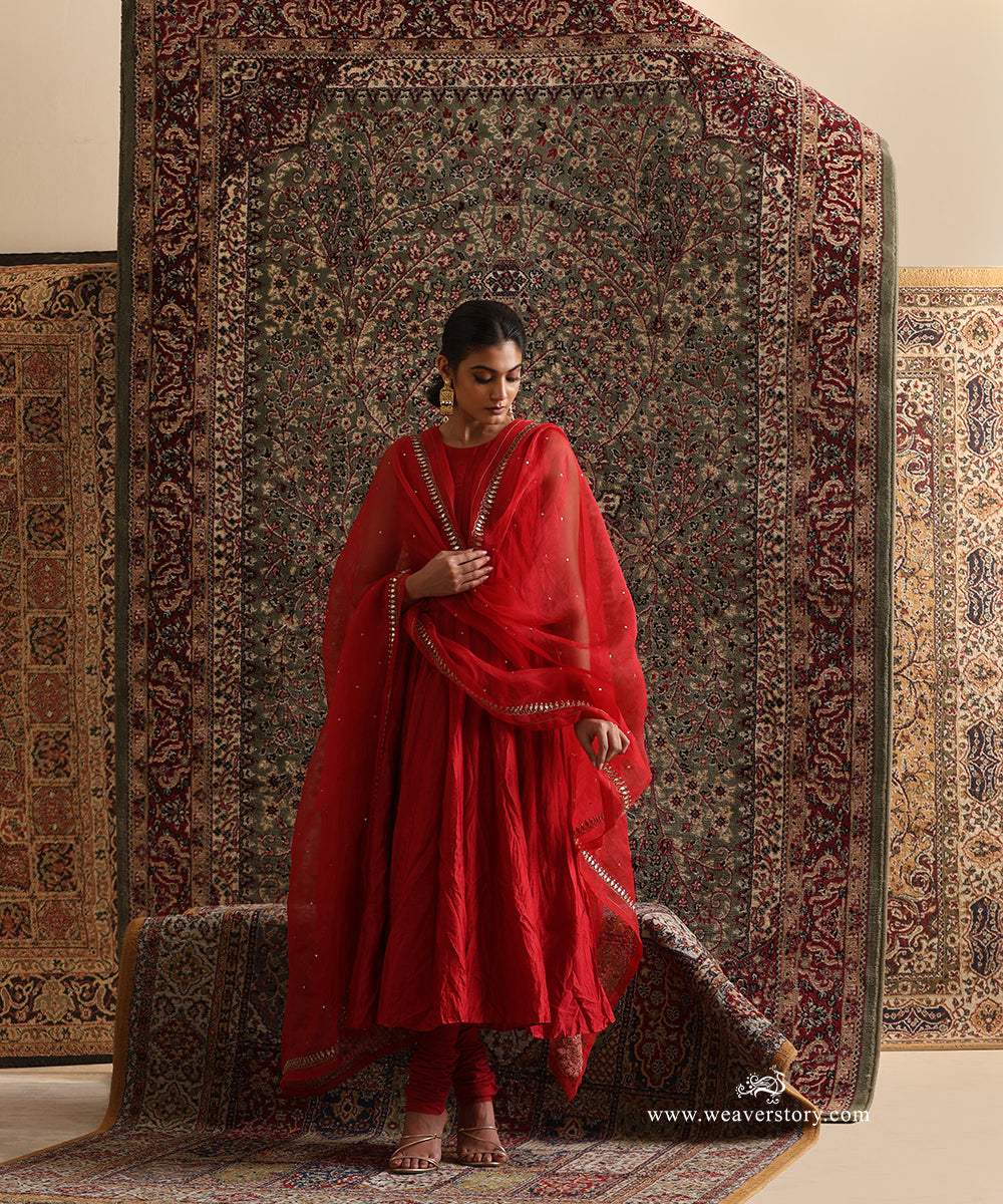 Red_Pure_Chanderi_Silk_Wrinkle_Anarkali_Churidar_With_Gota_Embroidery_Organza_Dupatta_WeaverStory_02