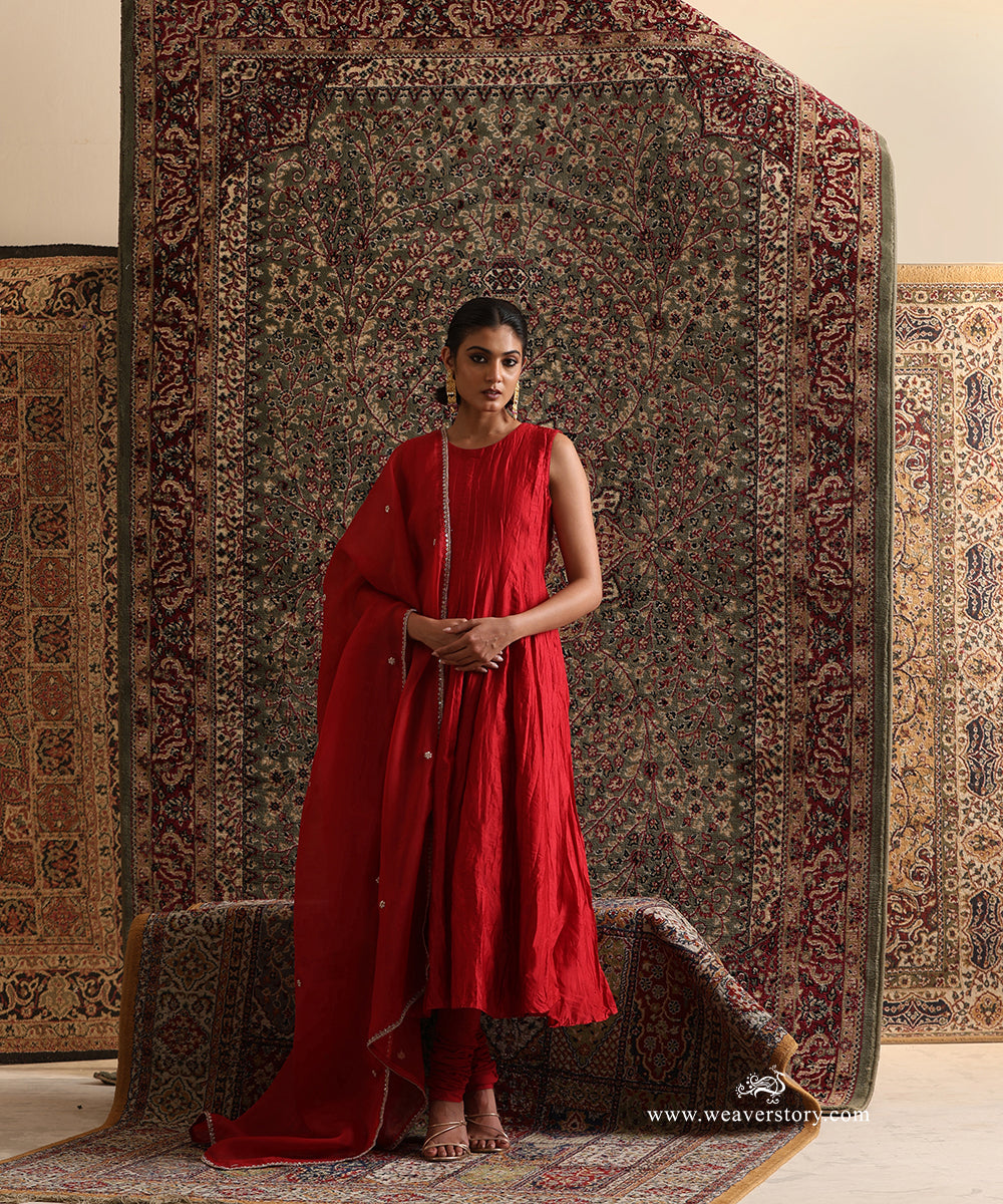 Hand Embroidered Organza Dupatta With Border Detail Paired With Red Chanderi Silk Anarkali