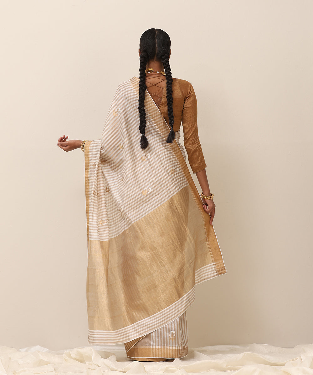 Offwhite_Handloom_Pure_Silk_Chanderi_Saree_With_Pure_Silk_Finishing_WeaverStory_03