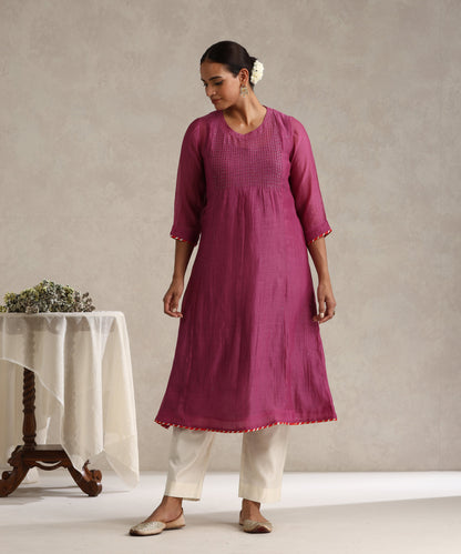 Magenta_Chanderi_Mulmul_Kurta_Set_With_Muqaish_Work_And_Cotton_Slip_Lining_WeaverStory_01