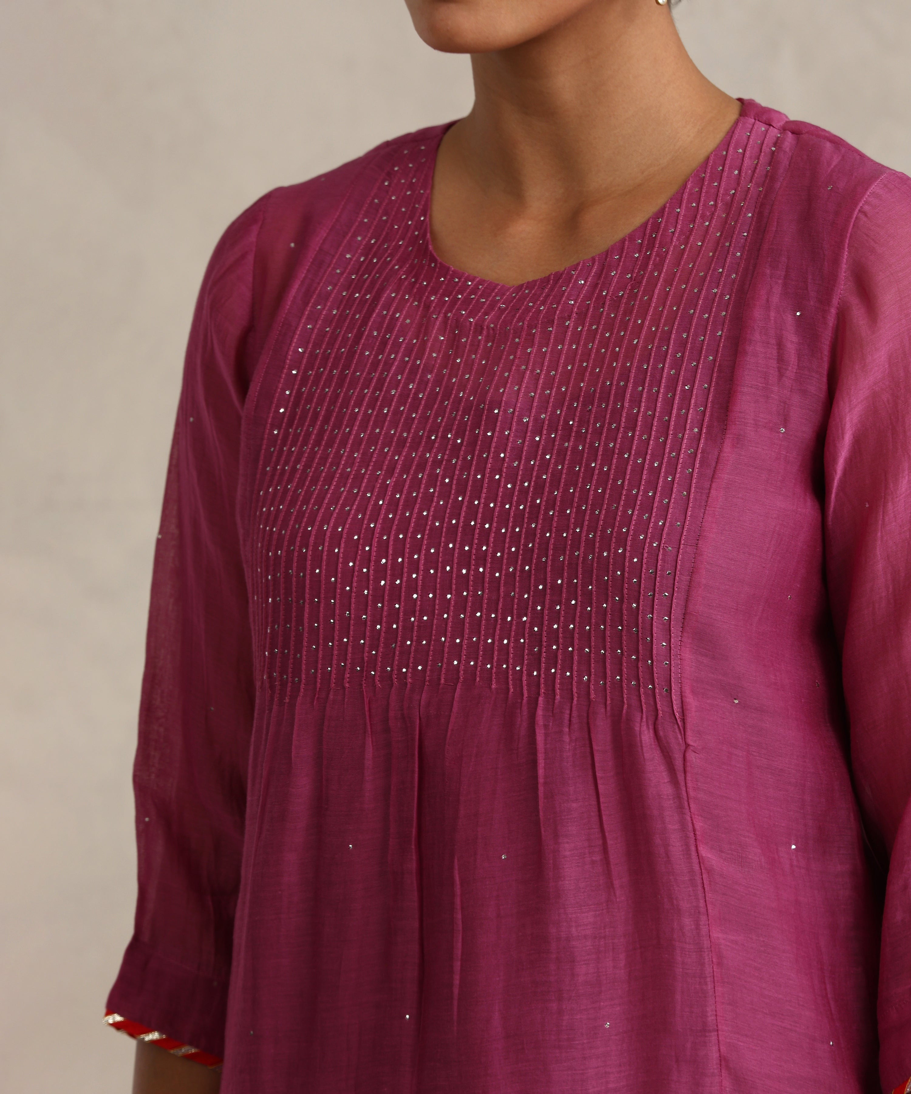 Magenta_Chanderi_Mulmul_Kurta_Set_With_Muqaish_Work_And_Cotton_Slip_Lining_WeaverStory_06