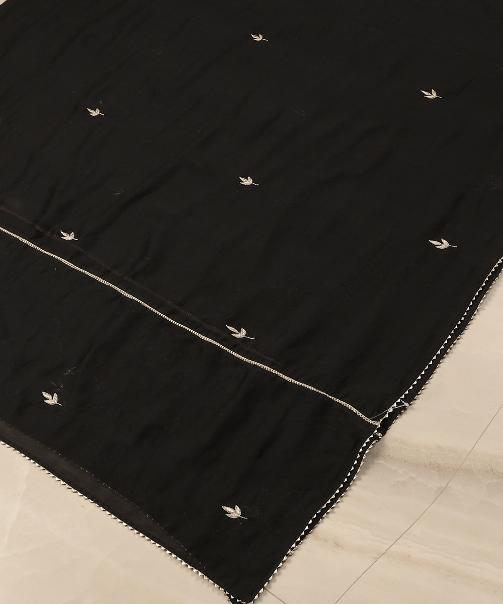 Black_Handloom_Chanderi_Silk_Dupatta_With_Embroidery_WeaverStory_03