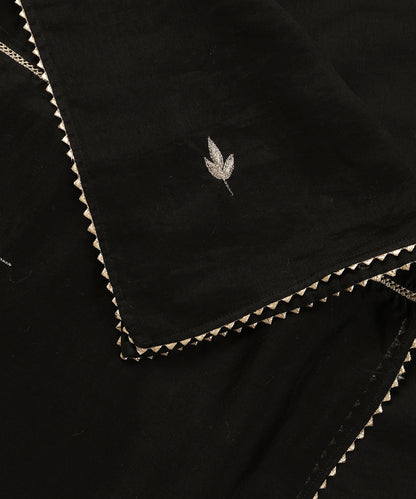 Black_Handloom_Chanderi_Silk_Dupatta_With_Embroidery_WeaverStory_04