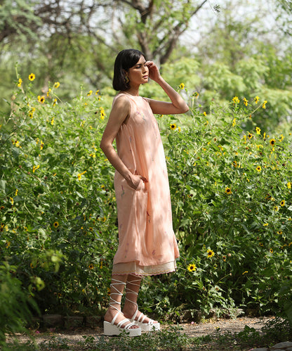 Peach_Handloom_Pure_Chanderi_Embroidered_Dress_With_Scalloped_Organza_Finishing_WeaverStory_04