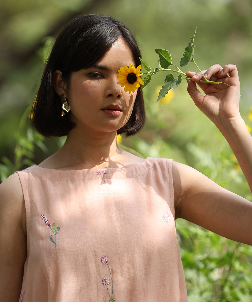 Peach_Handloom_Pure_Chanderi_Embroidered_Dress_With_Scalloped_Organza_Finishing_WeaverStory_06