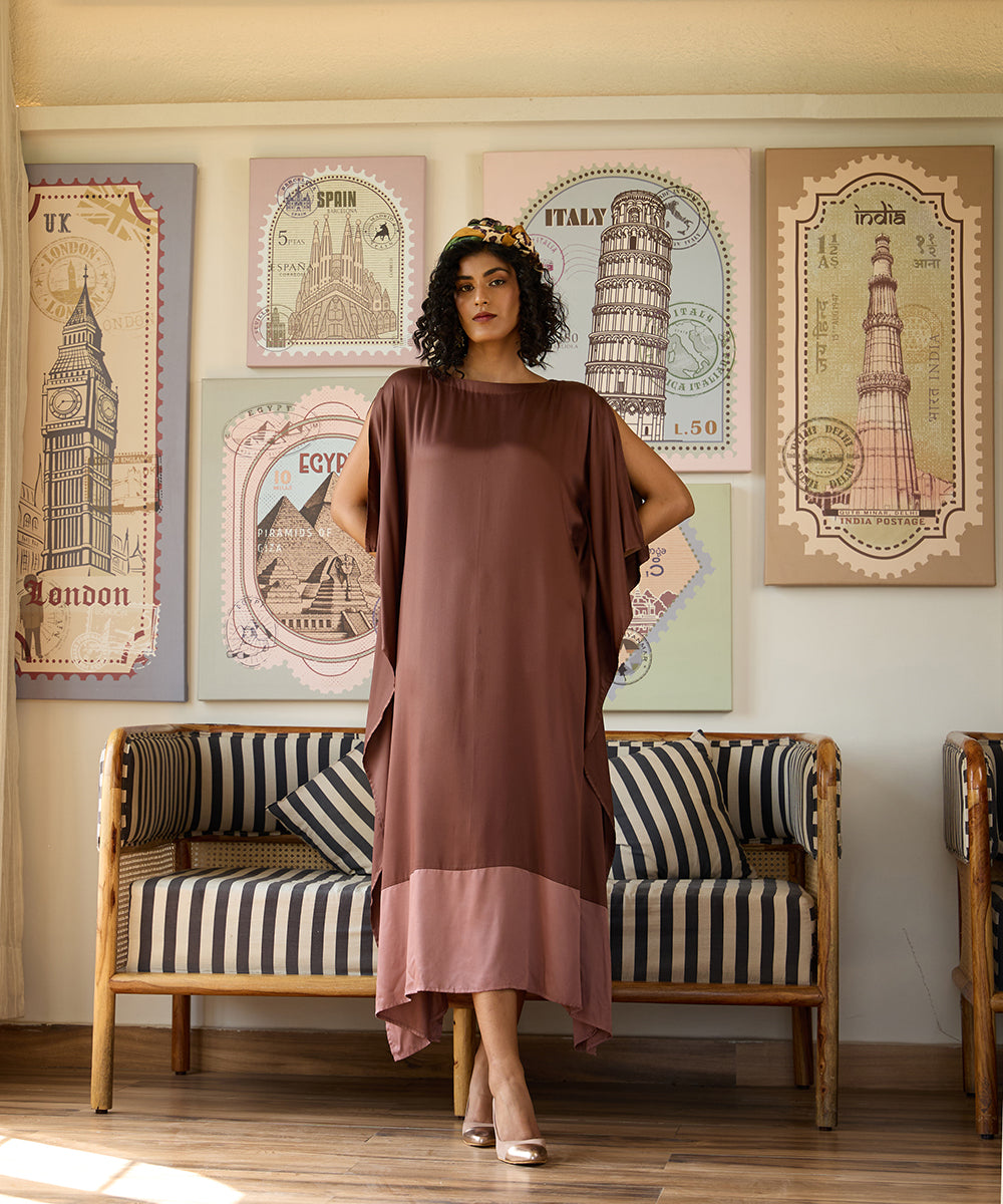 Cocoa_Swirl_Kaftan_–_Light_And_Expresso_Brown_Cotton_Satin_WeaverStory_01