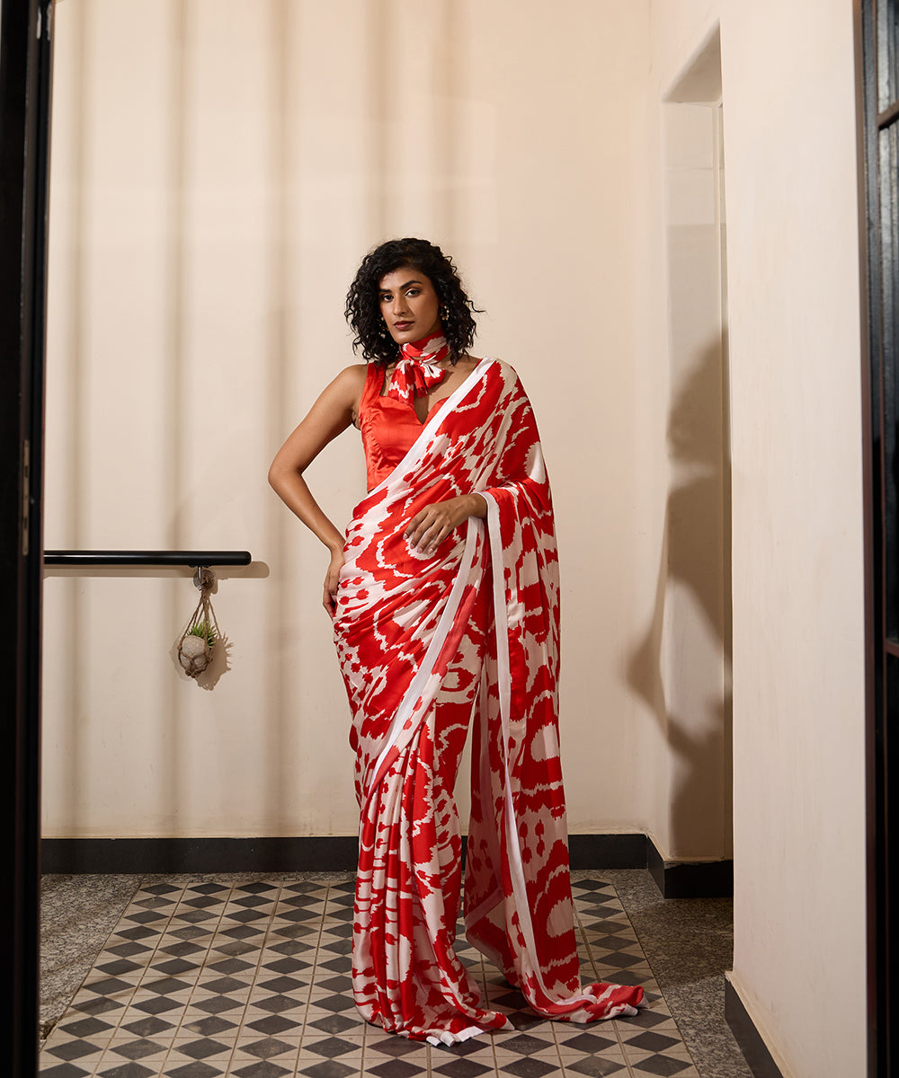 Cherry_Fizz_Sari_–_Red_And_White_Printed_Satin_WeaverStory_01