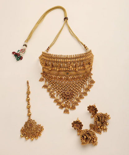 Ziram_Handcrafted_Rajputi_Necklace_Set_With_Jhumkas_And_Maang_Tikka_WeaverStory_02