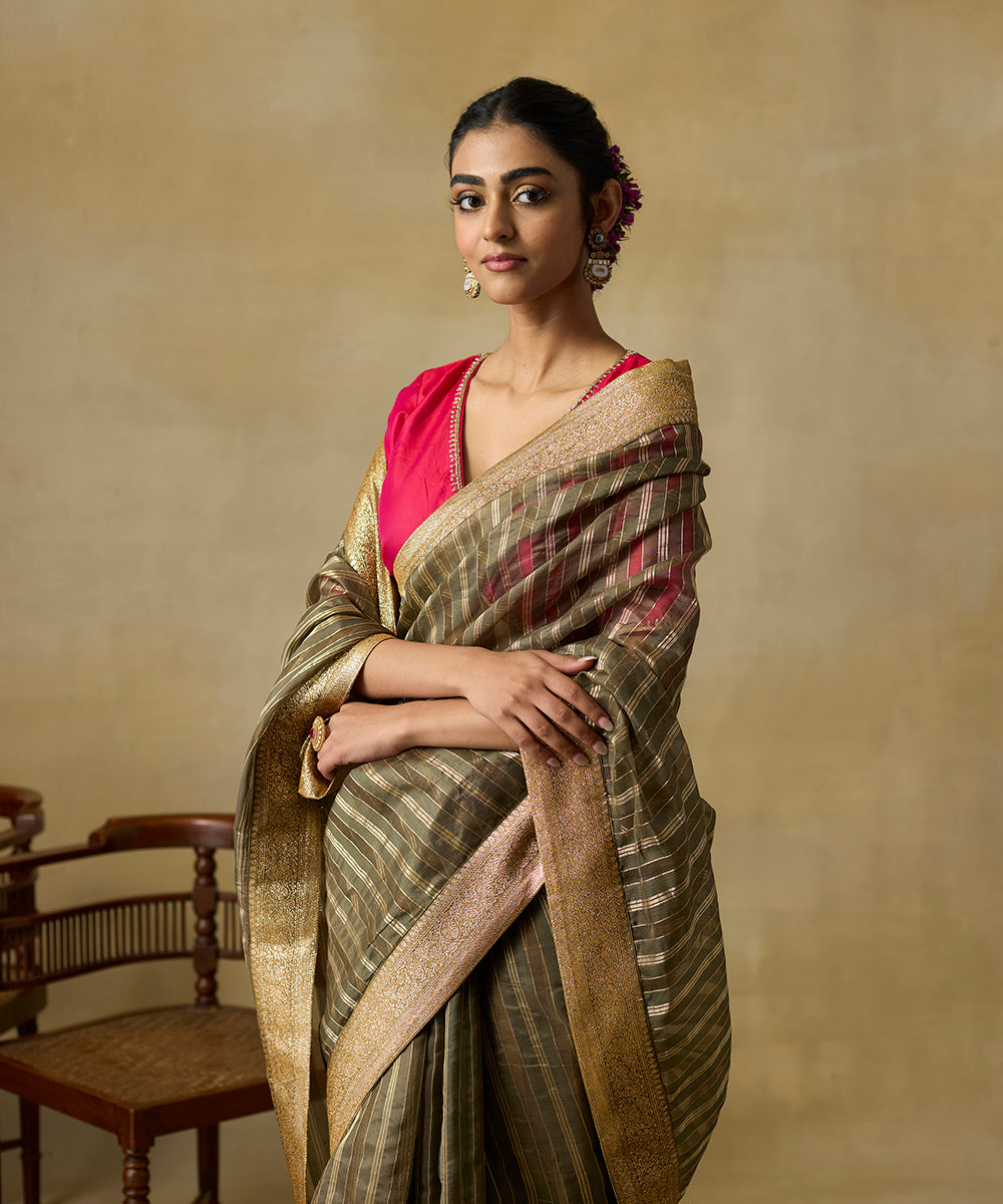 Olive_Green_Handloom_Stiped_Organza_Saree_With_Sanjab_Border_WeaverStory_02
