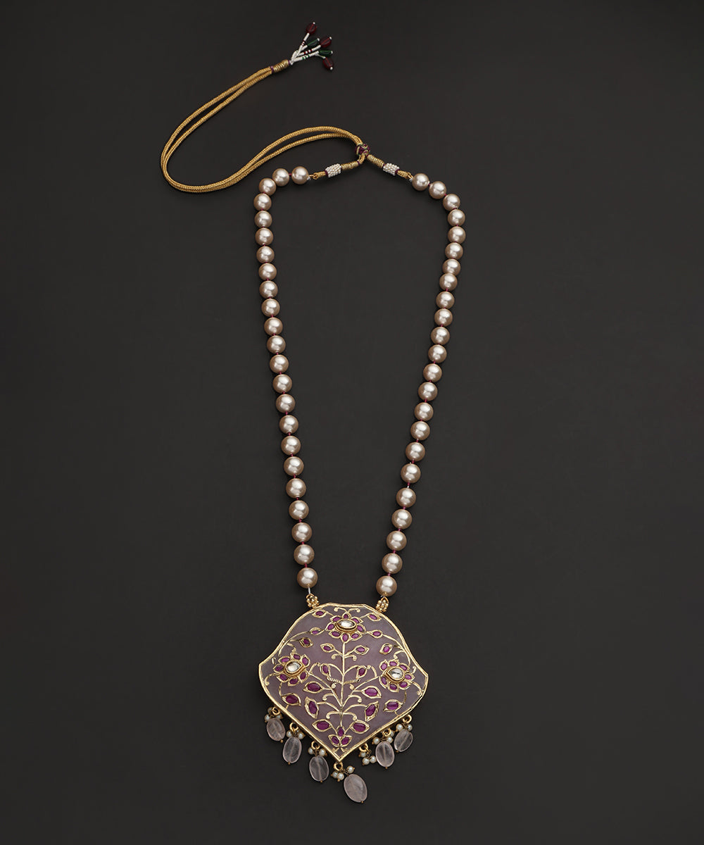 Yasin_Handcrafted_With_Rose_Quartz_Pendant_And_Pearl_String_WeaverStory_02