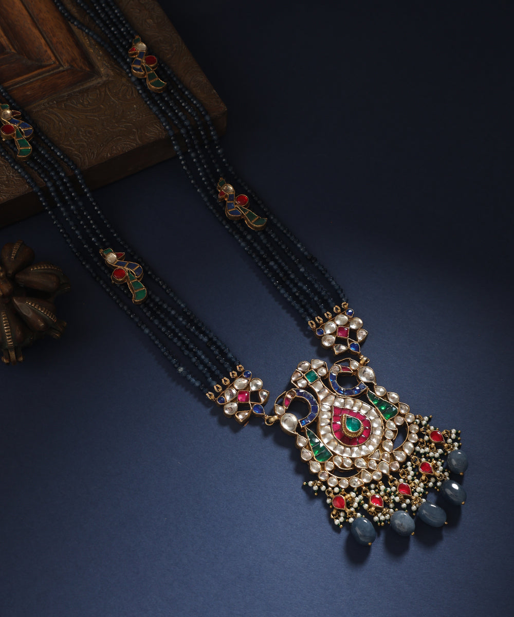 Mouna_Handcrafted_Kundan_Pendant_With_Multicolor_Semi_Precious_Stones_WeaverStory_01