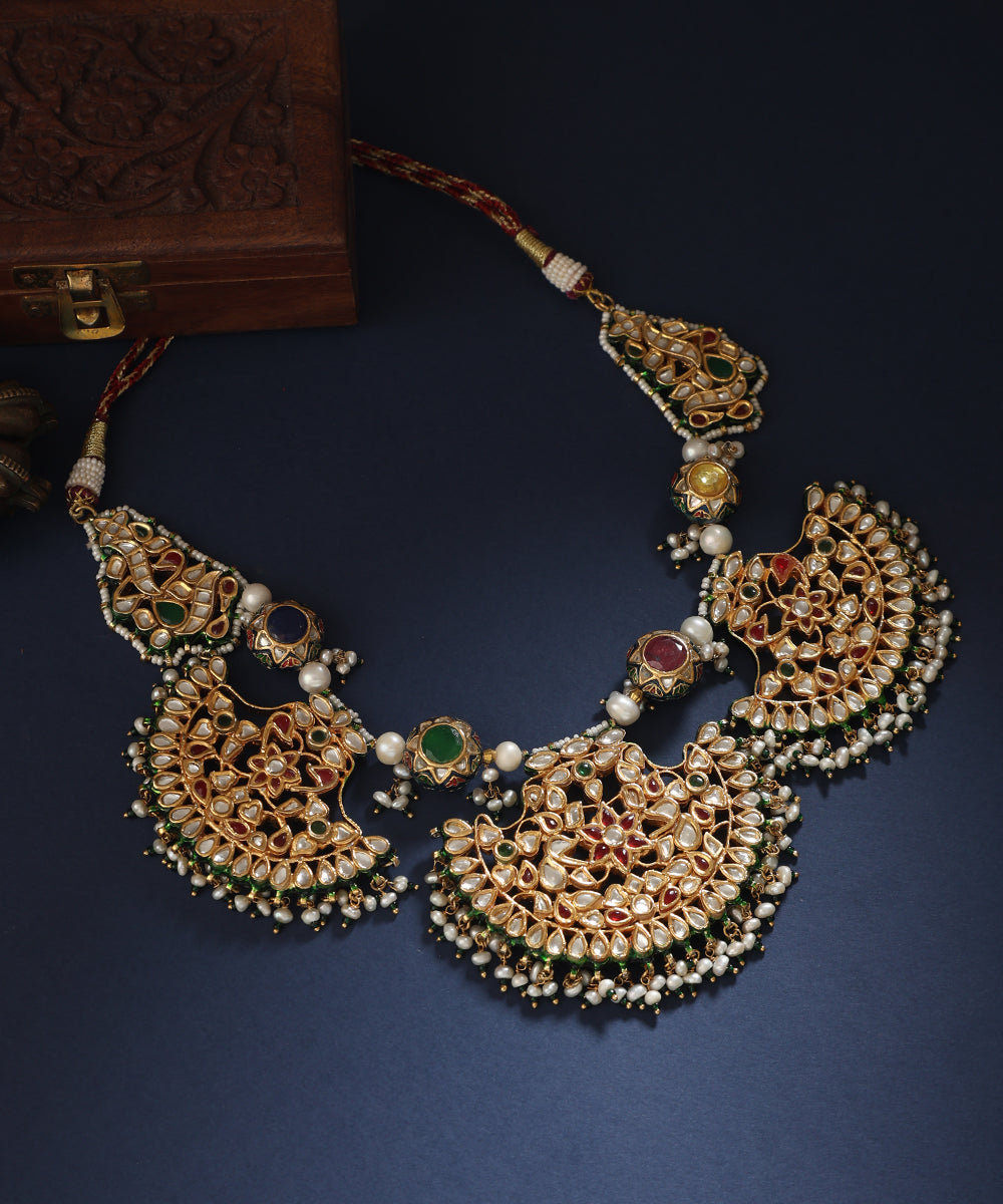 Khirash_Handcrafted_Silver_Necklace_With_Kundan_And_With_Multicolor_Stones_WeaverStory_01