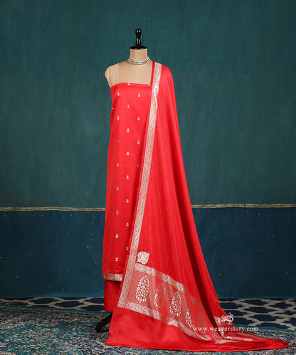 Red_Handloom_Pure_Satin_Silk_Banarasi_Suit_Set_Fabric_With_Small_Boota_WeaverStory_01