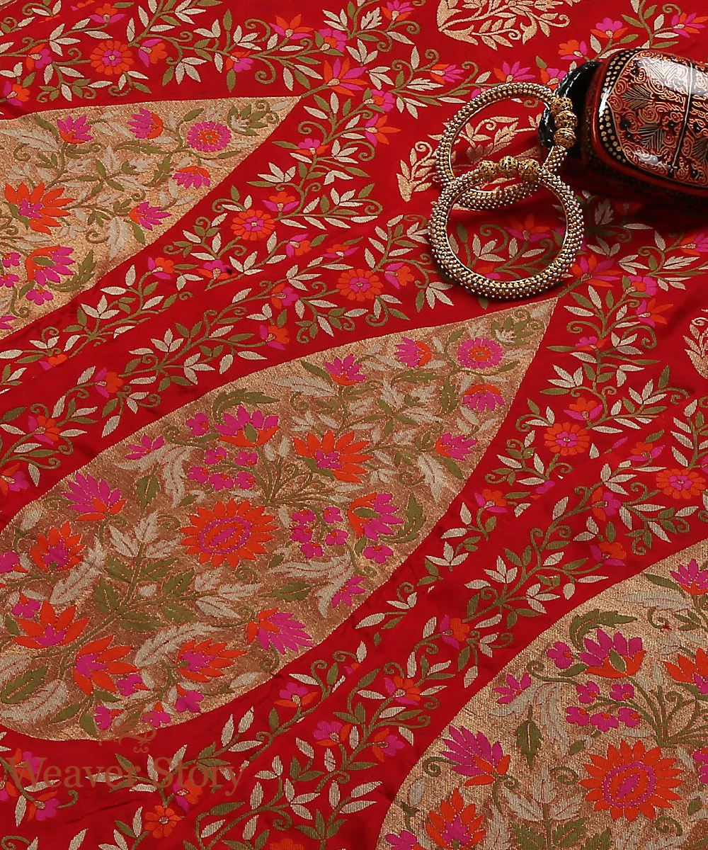 Handwoven Banarasi Red With Meenakari Silk