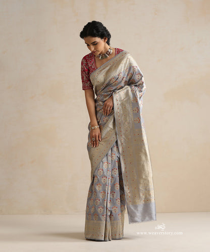 Grey_Handloom_Pure_Katan_Silk_Banarasi_Saree_With_Meenkari_Booti_WeaverStory_01