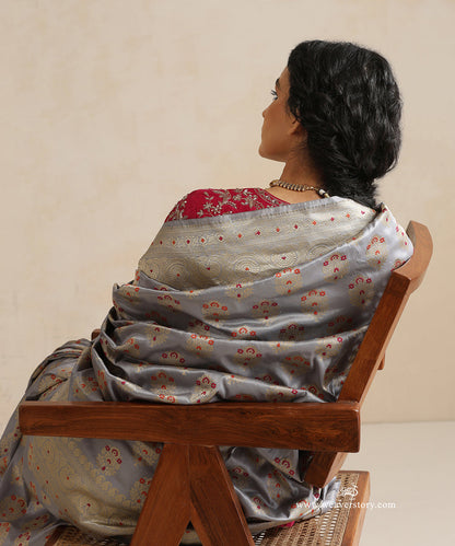Grey_Handloom_Pure_Katan_Silk_Banarasi_Saree_With_Meenkari_Booti_WeaverStory_02