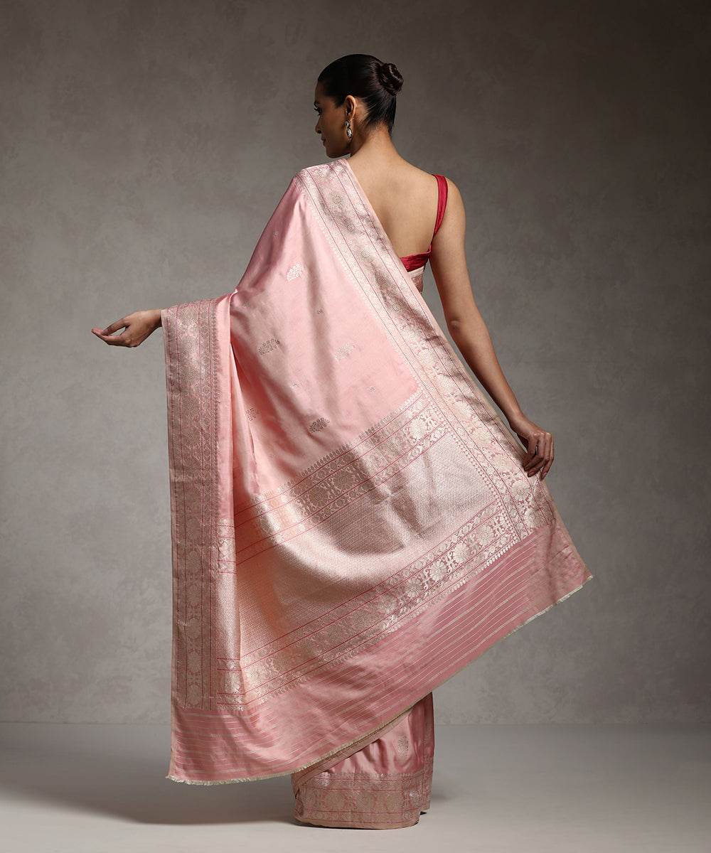 Pink_Handloom_Pure_Katan_Silk_Ektara_Banarasi_Saree_With_Kadhwa_Booti_And_Red_Detailing_WeaverStory_03