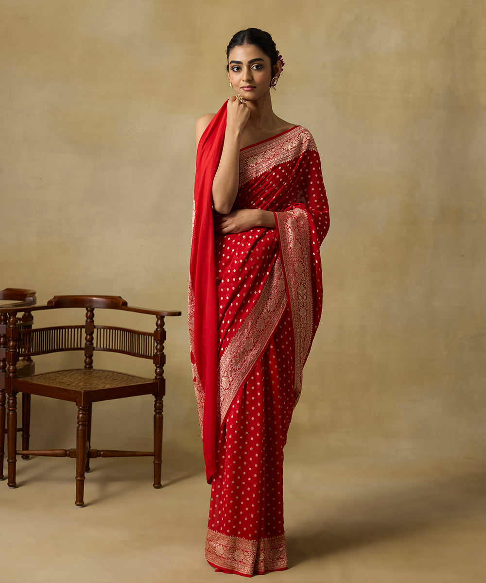 Red_Handloom_Pure_Georgette_Banarasi_Saree_With_Polka_Dots_WeaverStory_01